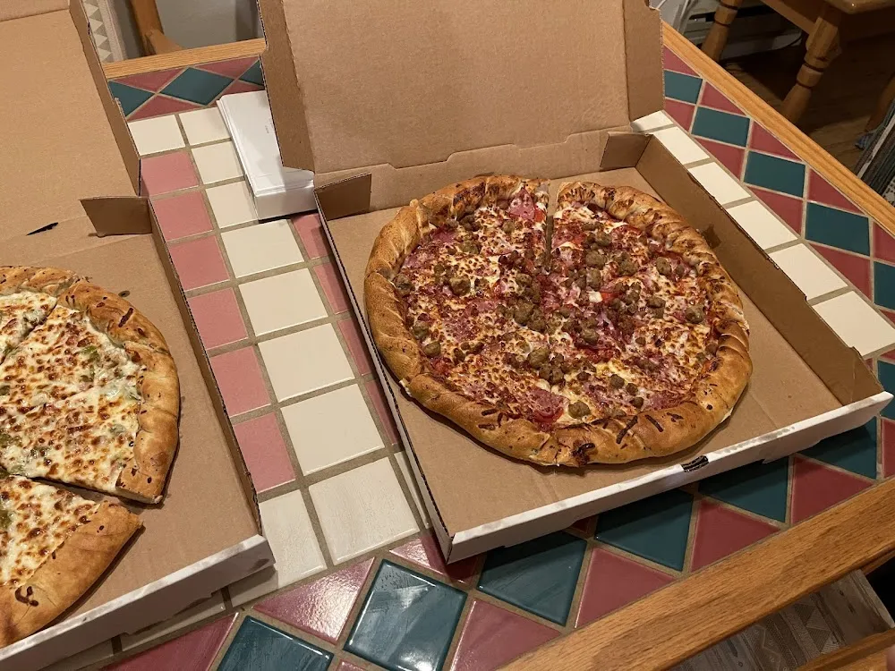 Meat Mountain Pizza